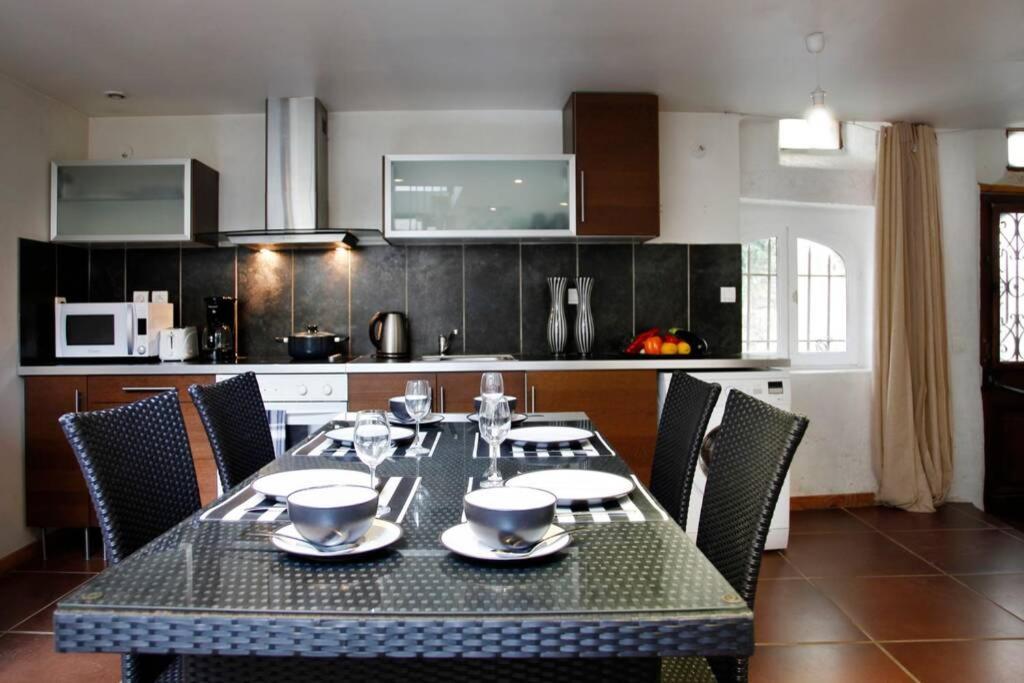 Maison De Charme Renovee Villa Cucuron Dış mekan fotoğraf